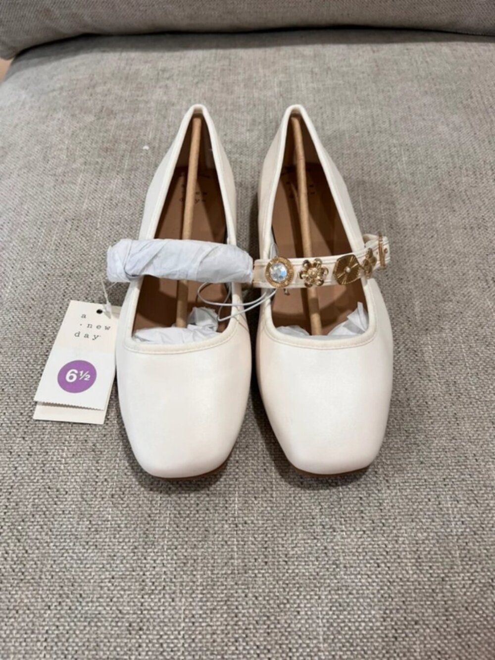 New Day Ivory Mary Jane Ballet Flats – Size 6.5 – New